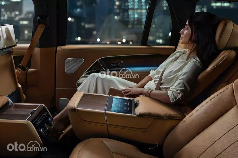 tiện ích xe Land Rover Range Rover 2022.