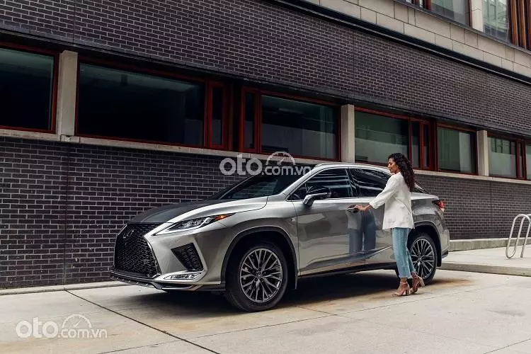 Lexus RX 300 F-Sport.