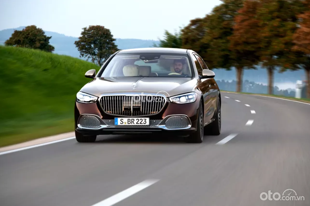 Giá lăn bánh Mercedes-Maybach S 680 4Matic.