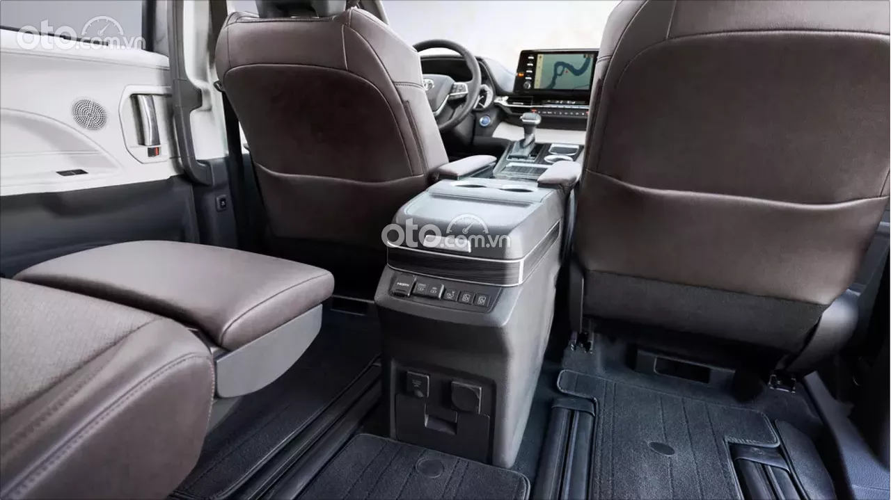 tiện ích xe Toyota Sienna.