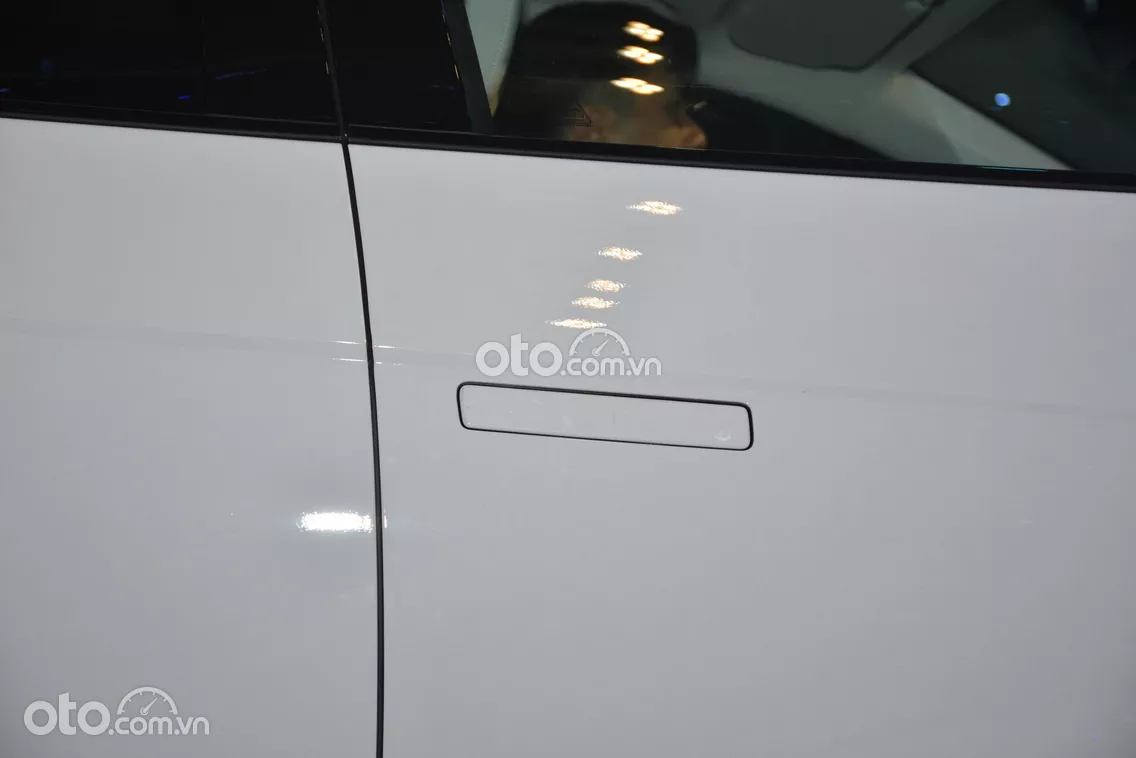  tay nắm cửa dạng ẩn, gia tăng vẻ đẹp thời thượng cho mẫu SUV điện Hyundai Ioniq.