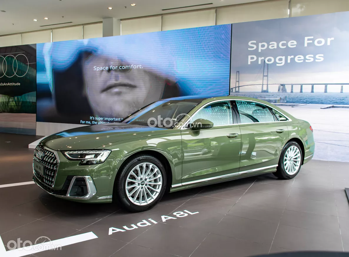 Giá xe Audi A8 2022.