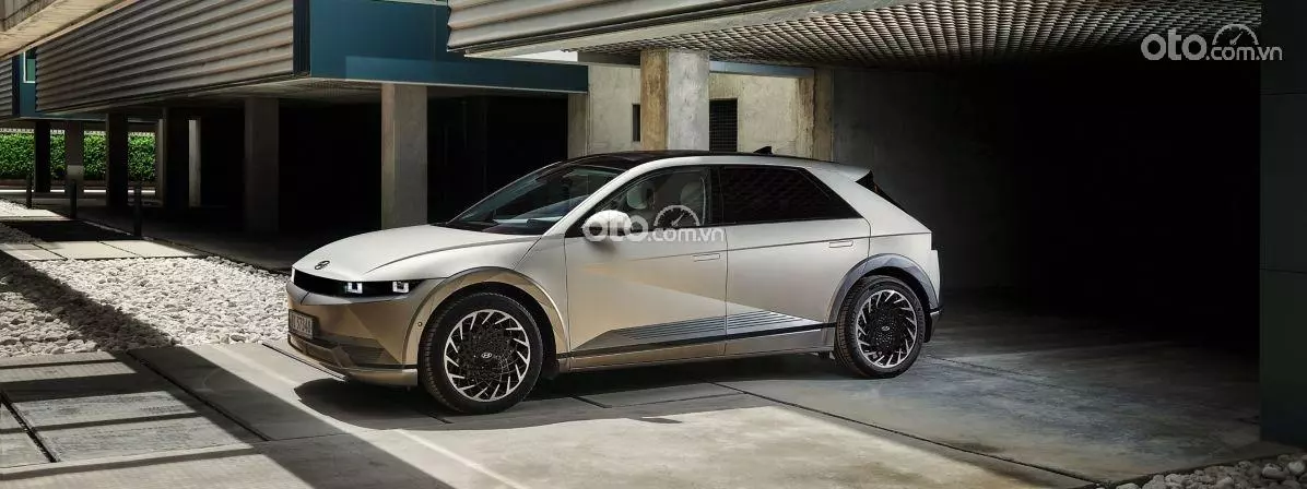 Thông tin xe Hyundai Ioniq 2022.