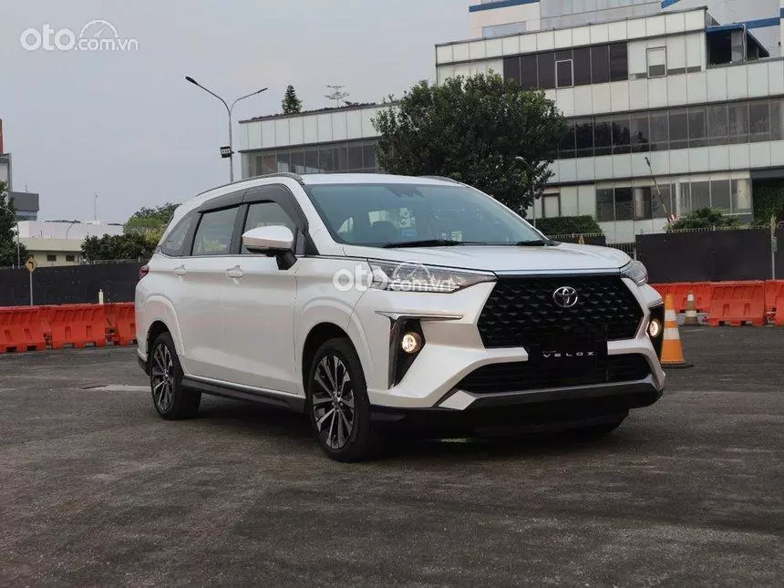 Giá xe Toyota Veloz 2022 mới nhất.