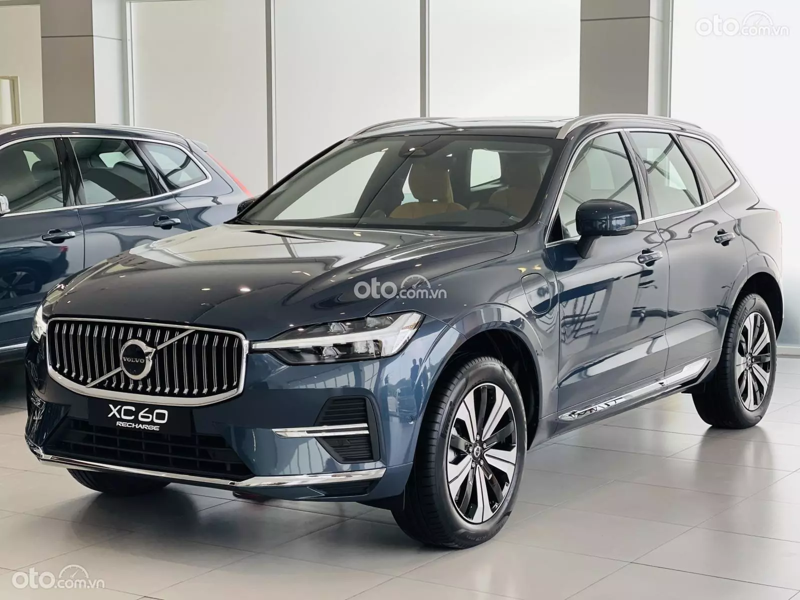 Giá xe Volvo XC60 2022 mới nhất.