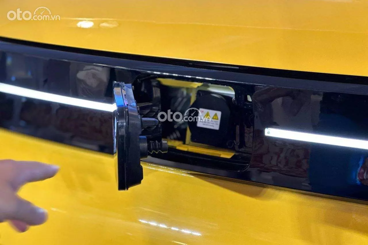 Cổng sạc xe Wuling HongGuang MiniEV.