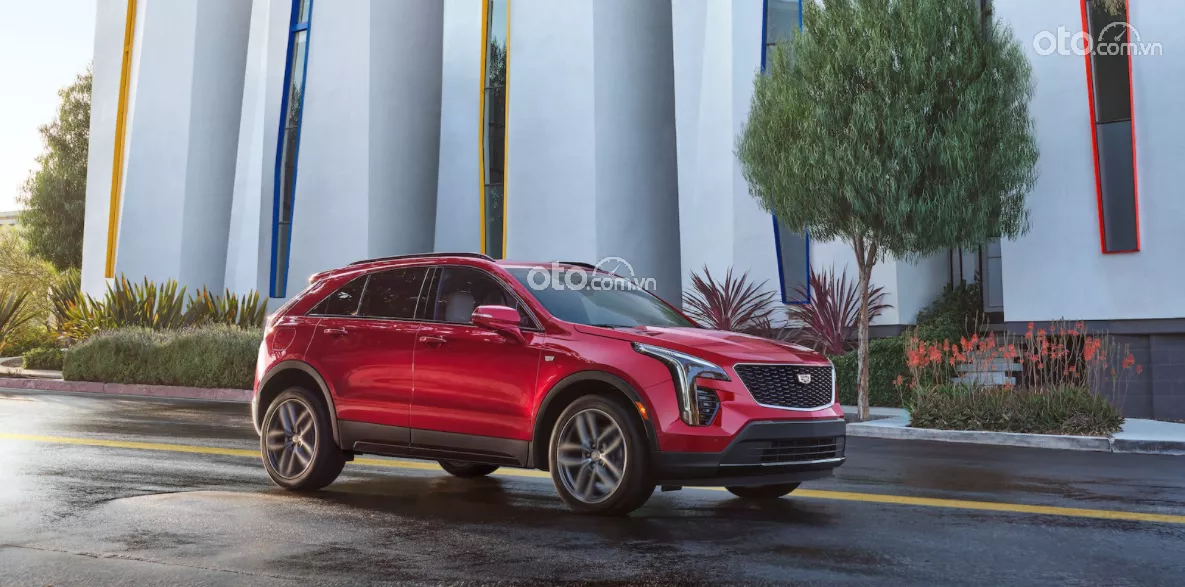 Giá xe Cadilllac XT4.