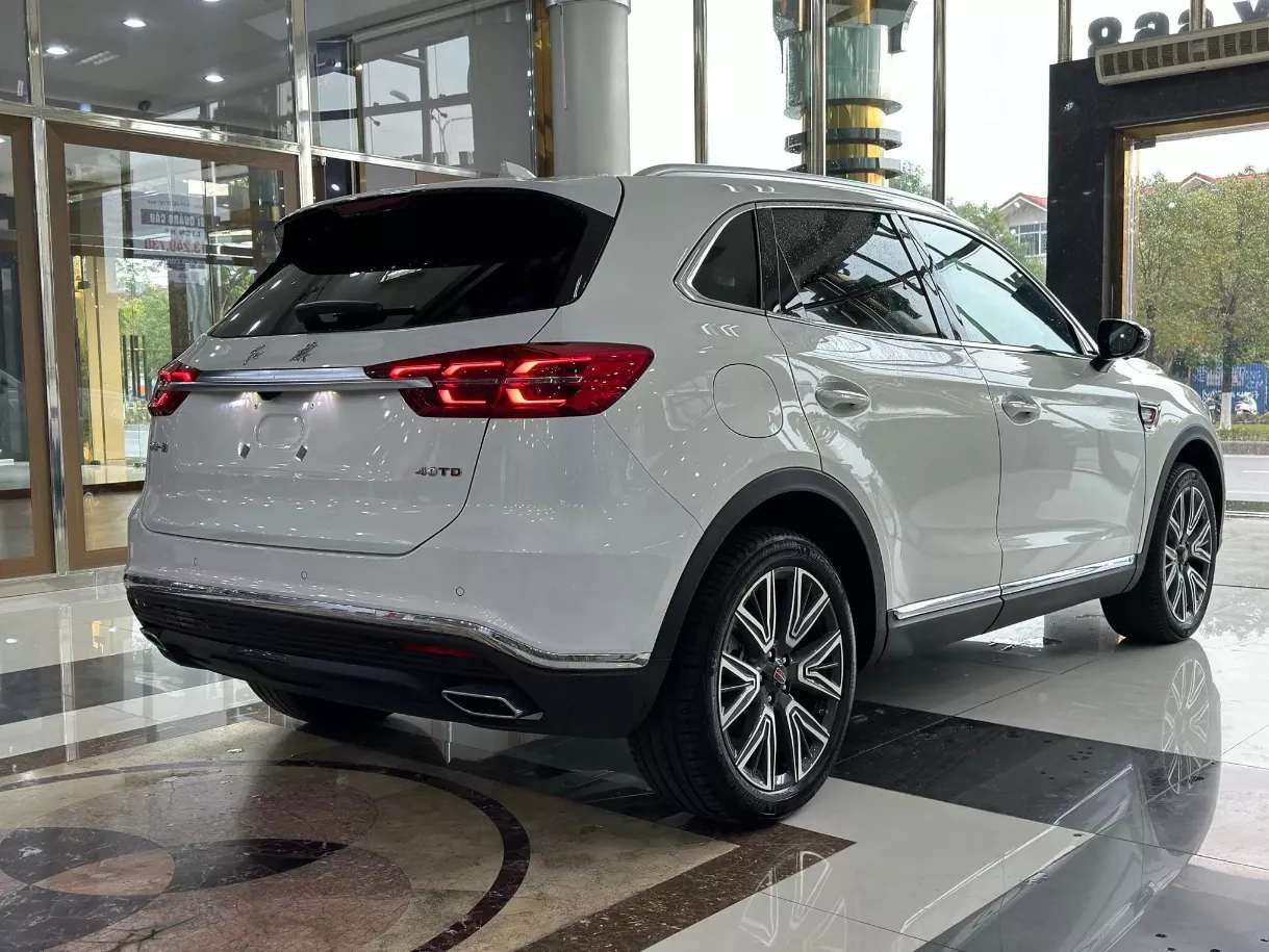Động cơ xe Hongqi HS5 Động cơ xe Hongqi HS5.
