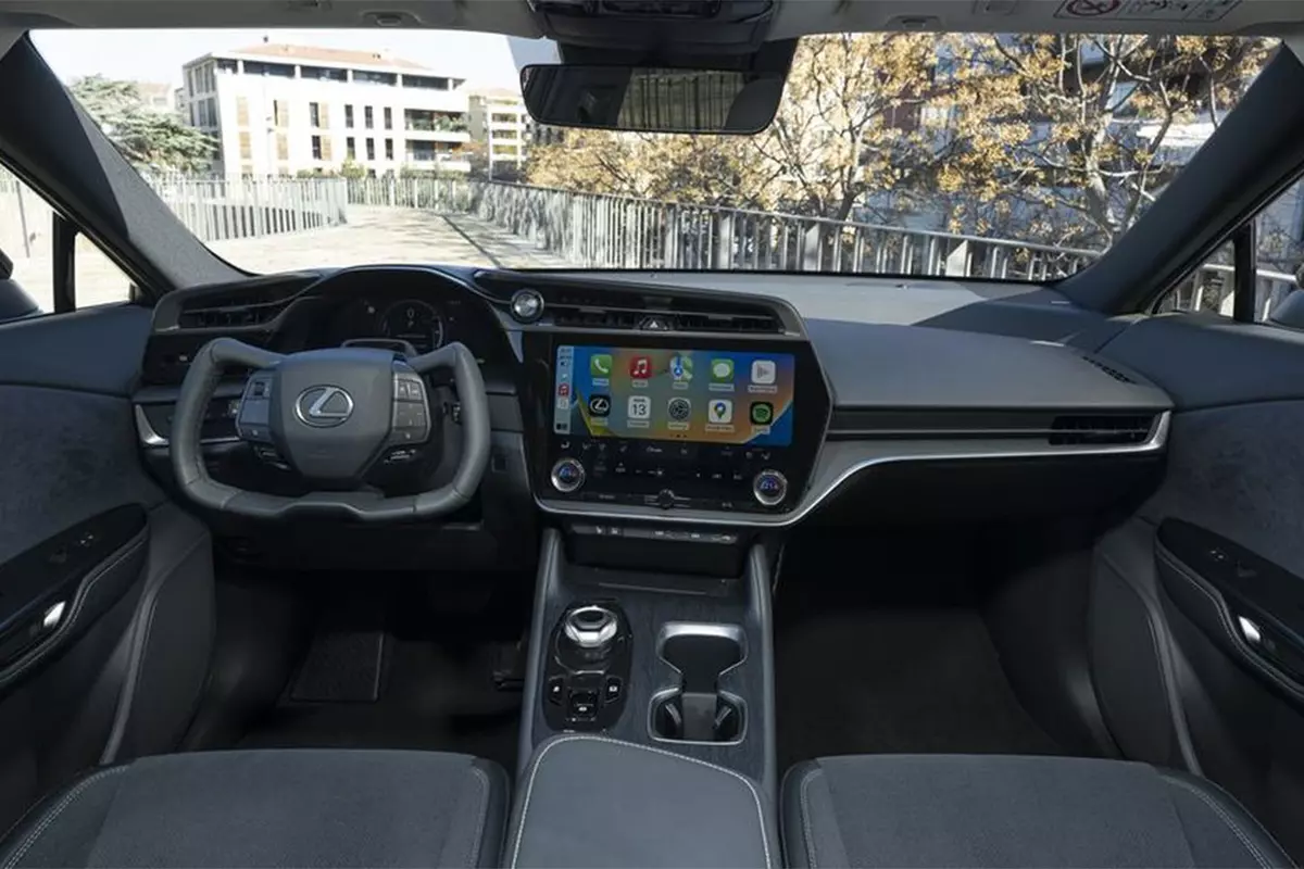 Nội thất xe Lexus RZ 1