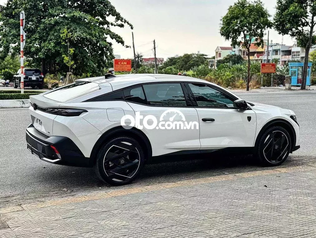 Ngoại hình Peugeot 408 2023.ảnh1.
