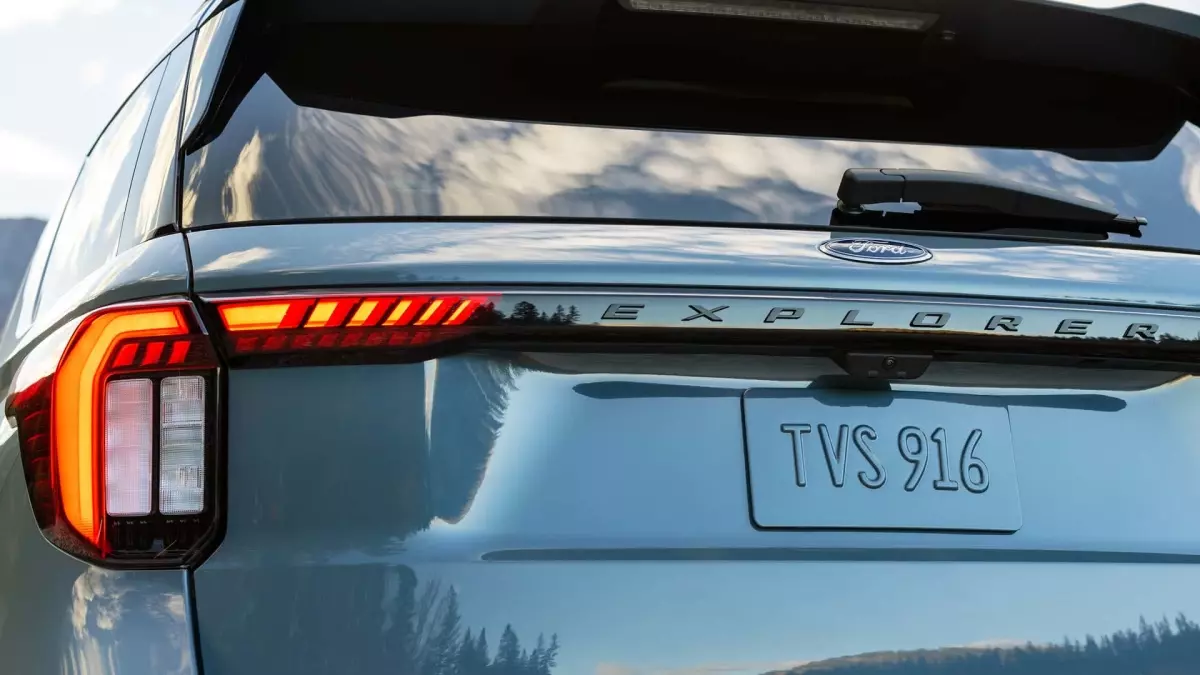 Cốp xe chỉnh điện