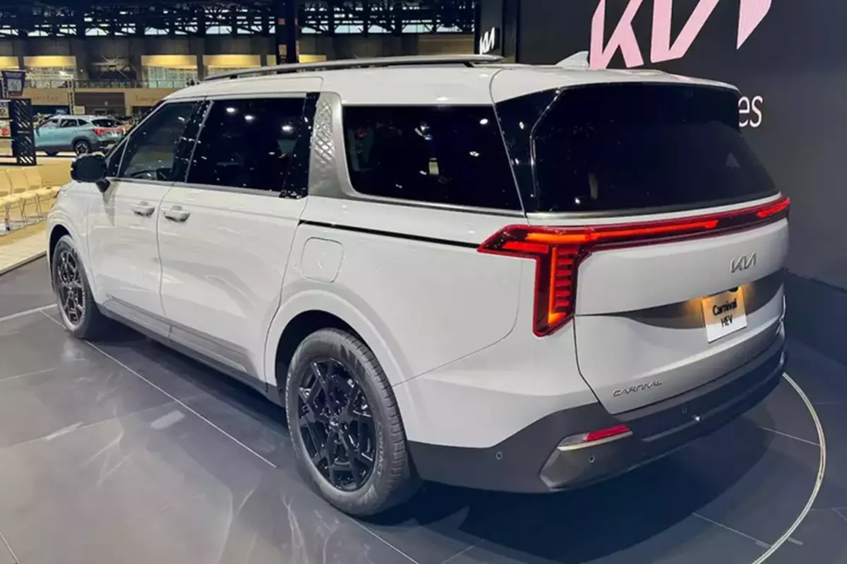 Kia Carnival 2025 tiếp tục mở rộng thị trường, ngày về Việt Nam không còn xa a5