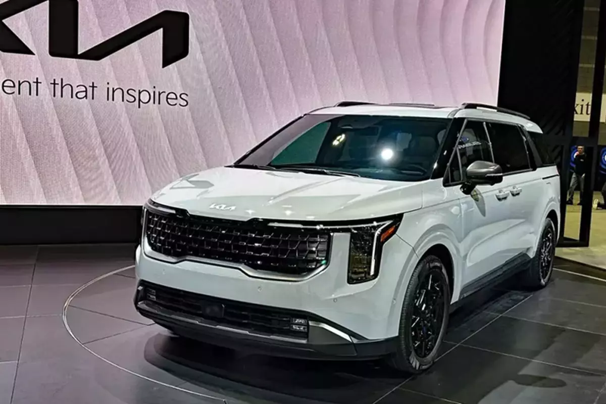 Kia Carnival 2025 tiếp tục mở rộng thị trường, ngày về Việt Nam không còn xa 1