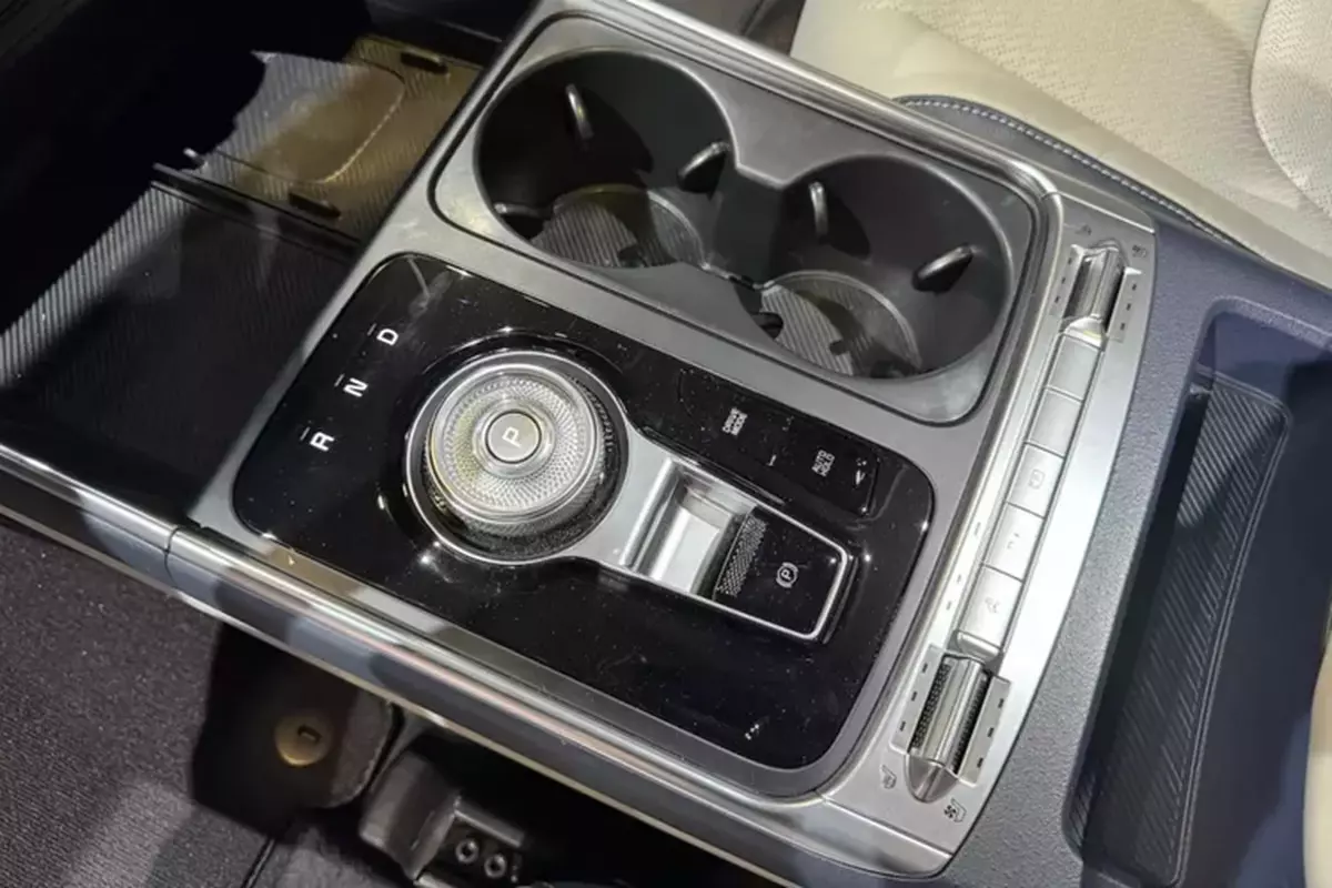 Kia Carnival 2025 a9