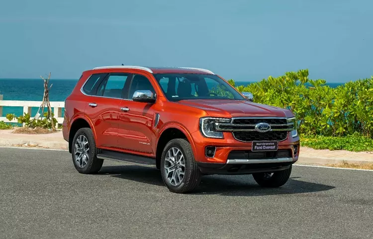 Ford Everest tại Việt Nam sẽ không còn tùy chọn màu Đỏ cam.