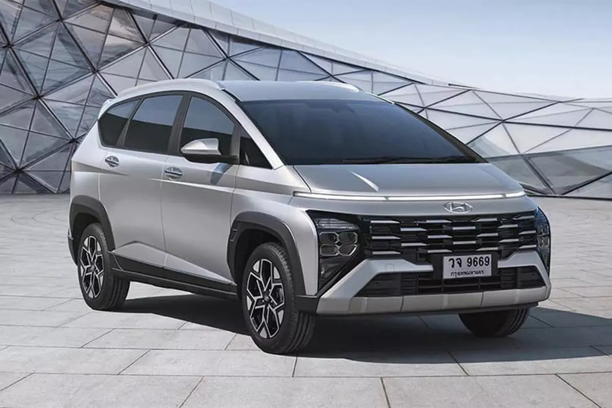 Nhìn tổng thể, ngoại hình của Stargazer X trông thể thao, hiện đại, đậm chất SUV 1