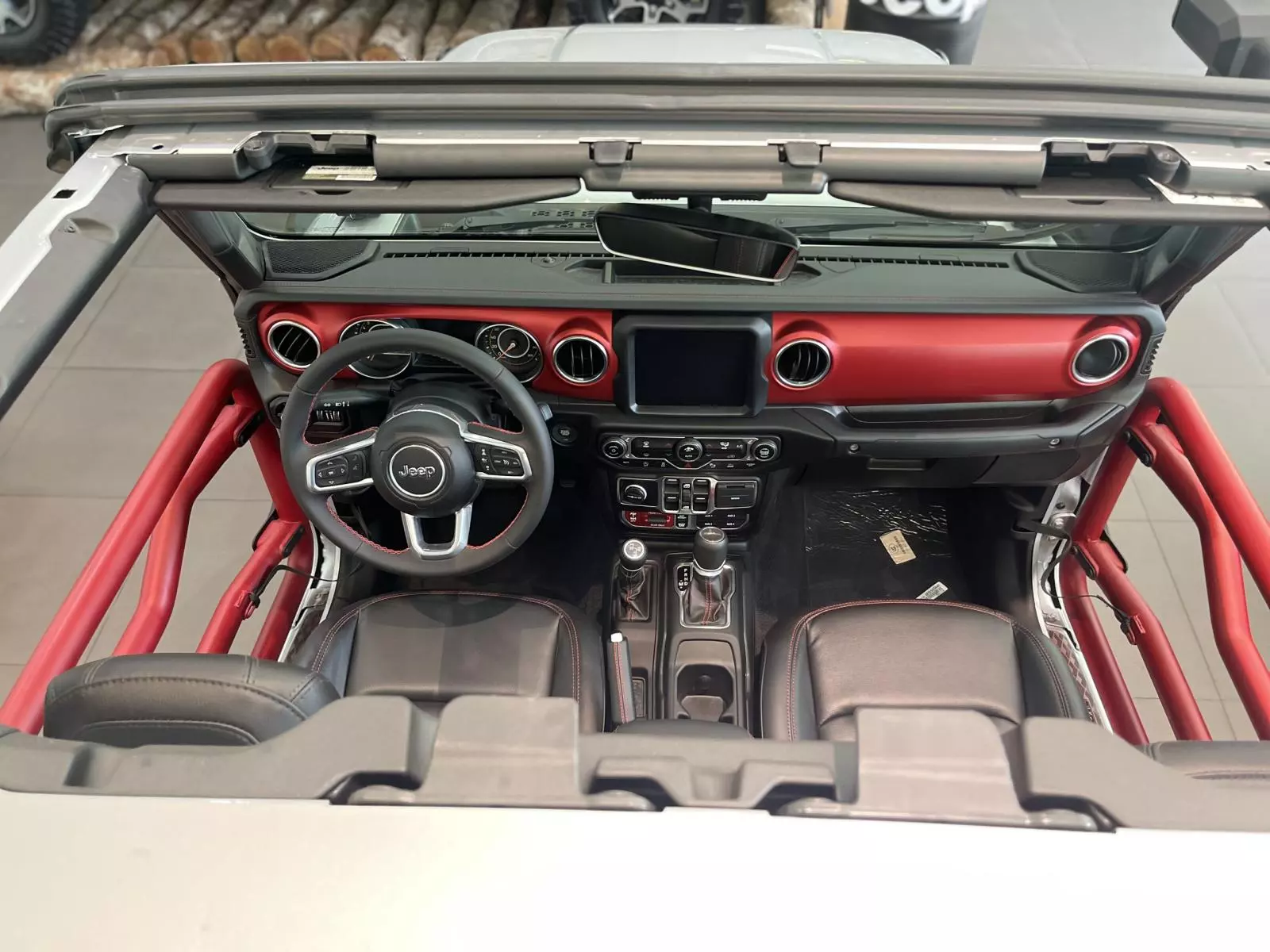 Nội thất xe Jeep Gladiator.