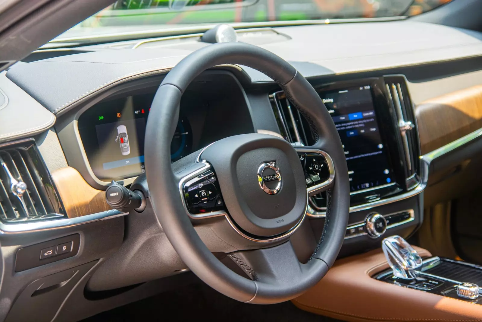 Volvo S90 Recharge Volvo S90 Recharge 2