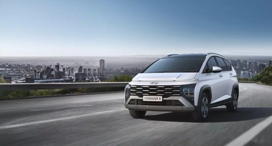 Giá lăn bánh xe Hyundai Stargazer 2024 bao nhiêu