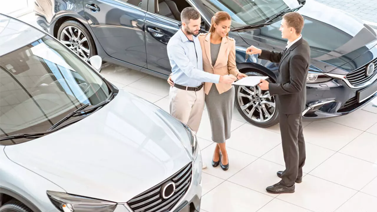 Nên thỏa thuận trong hợp đồng nếu không có xe có thể chuyển cọc sang đại lý khác