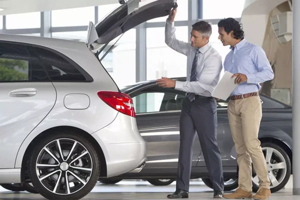 Kinh nghiệm check xe chính hãng tránh "tiền mất, tật mang" khi mua ô tô cũ 1