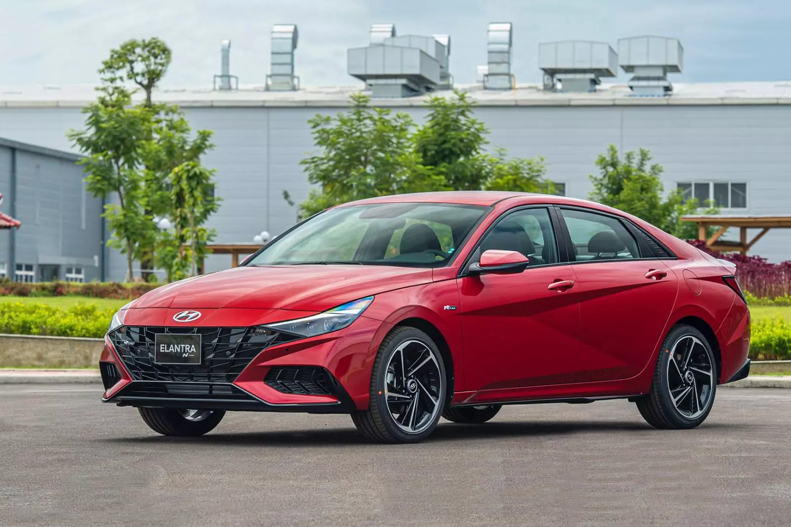 Hyundai Elantra VIN 2023 được chào bán với mức giảm 125 triệu đồng 1