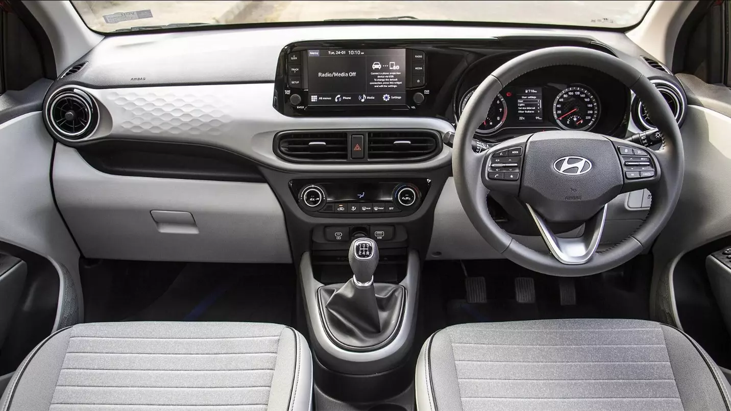 Nội thất của Hyundai Grand i10 2024 xuất hiện nhiều tính năng mới. 1