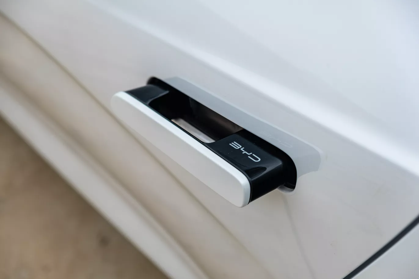 Tay nắm cửa xe BYD Seal .