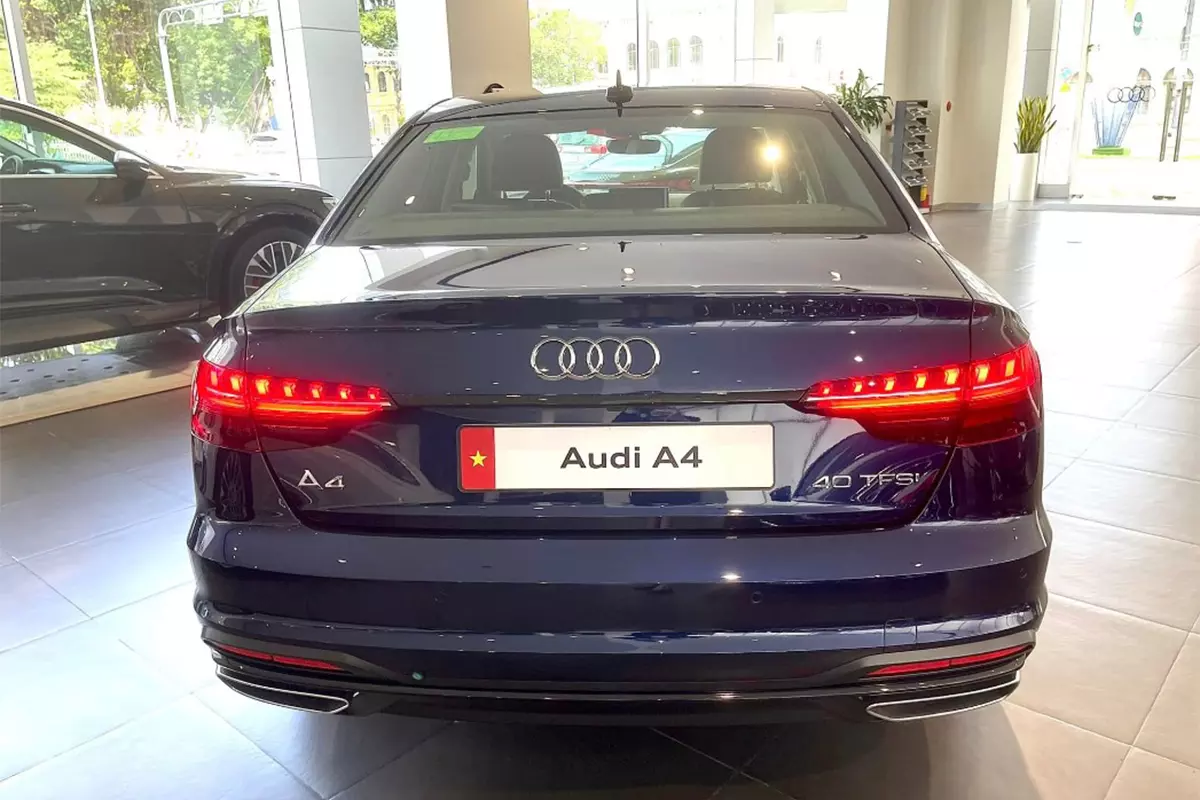Audi A4 2024 a5