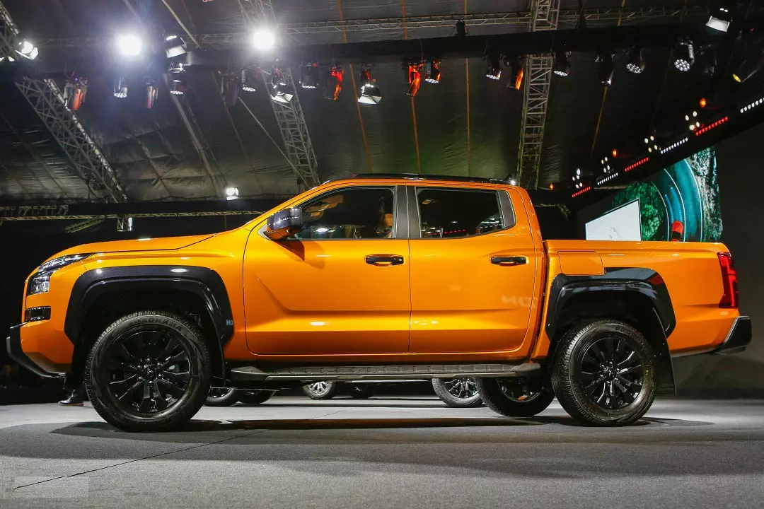 Thông số kỹ thuật xe Mitsubishi Triton 2024: Kích thước.