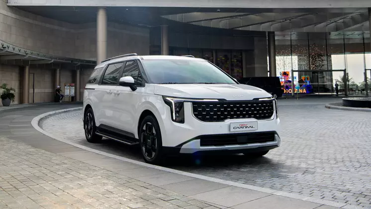 Xe 7 chỗ cao cấp Kia Carnival