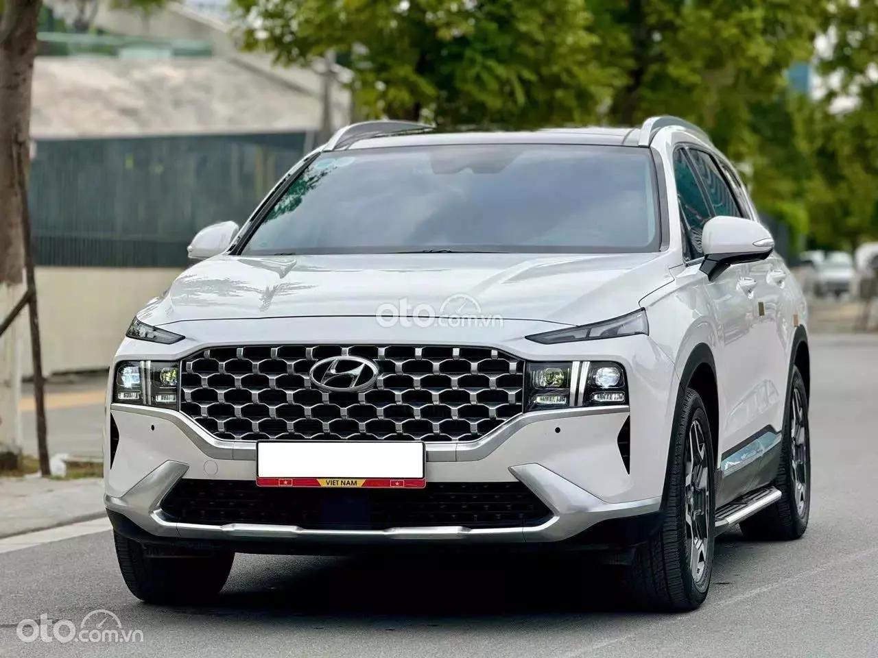 Hyundai SantaFe máy dầu đời cũ.