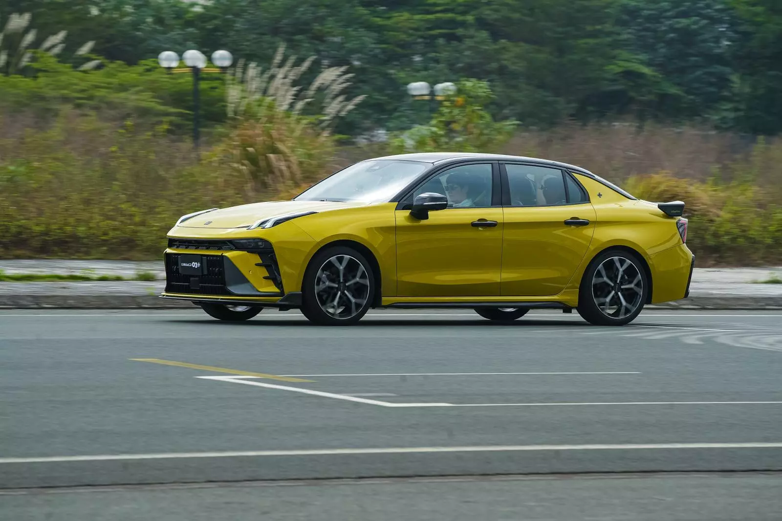 Động cơ Lynk & Co 03.