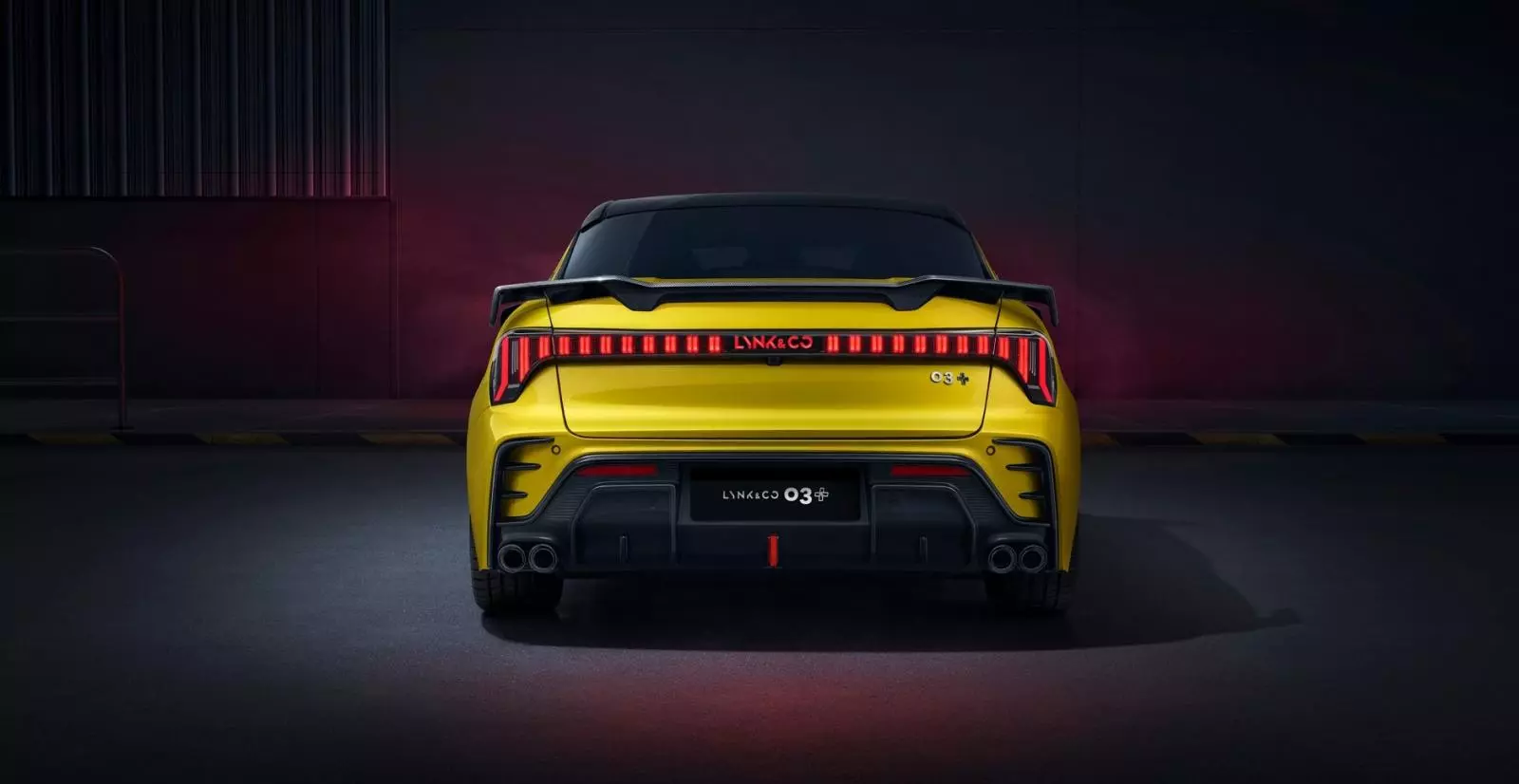 Cụm đèn hậu 3D Full Led thiết kế dạng khối năng lượng.