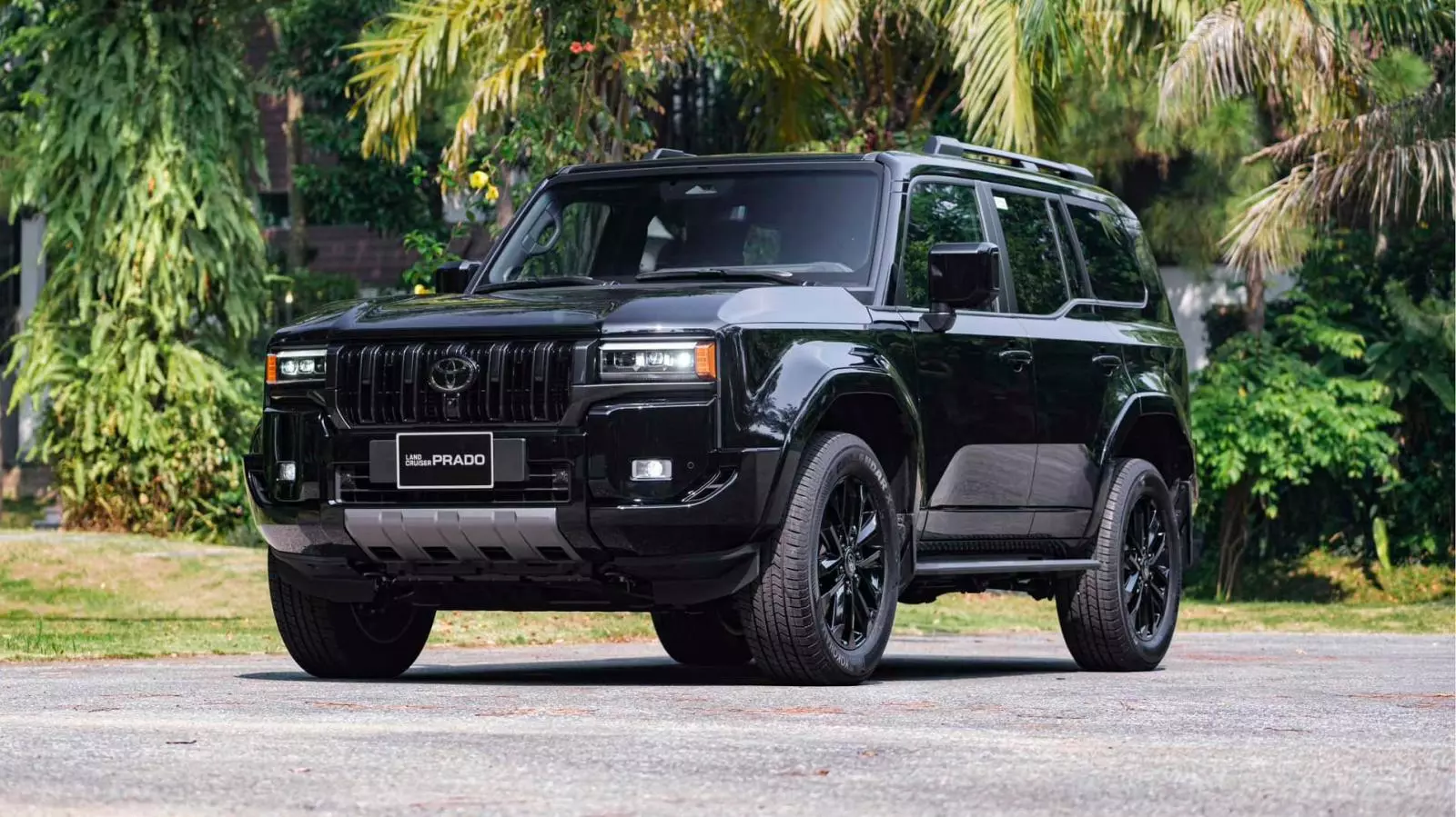 Giá xe Toyota Land Cruiser Prado 2026 mới nhất kèm tin khuyến mãi (5/2026)