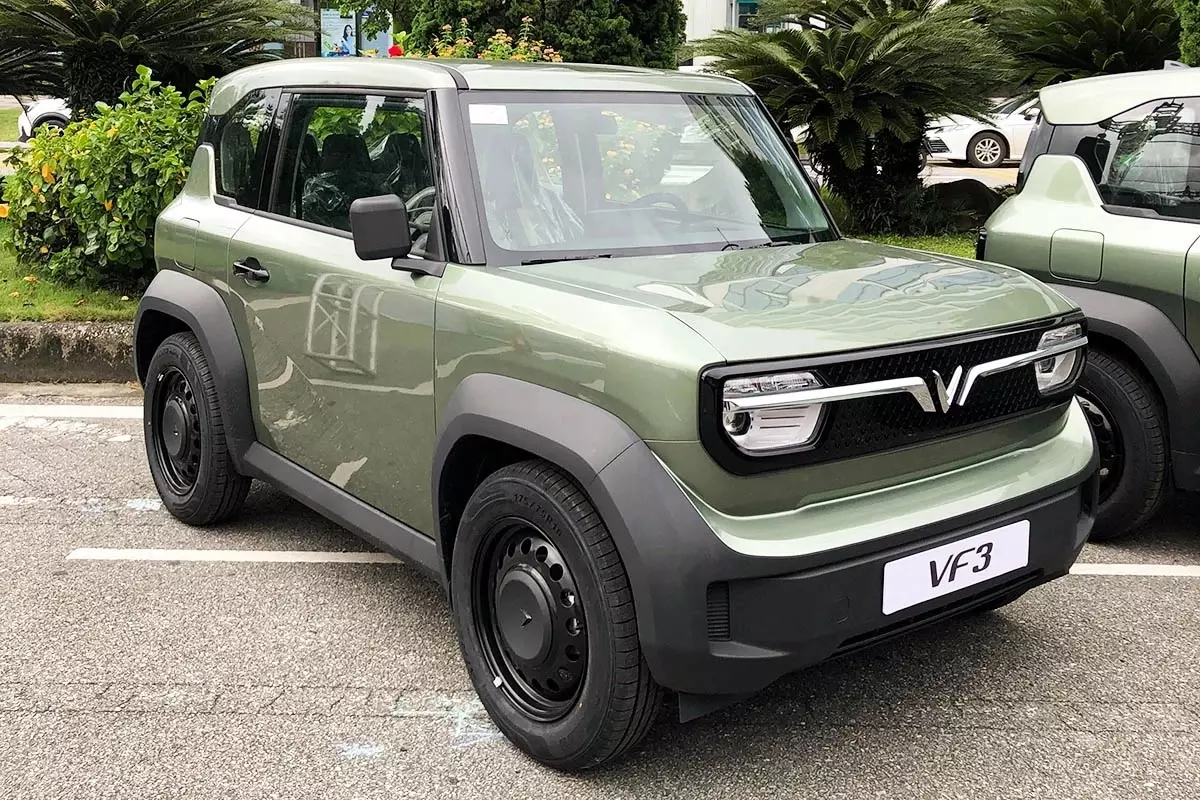 Vinfas VF3 là mẫu xe hiếm hoi có thể mua mới với mức giá 300 triệu .
