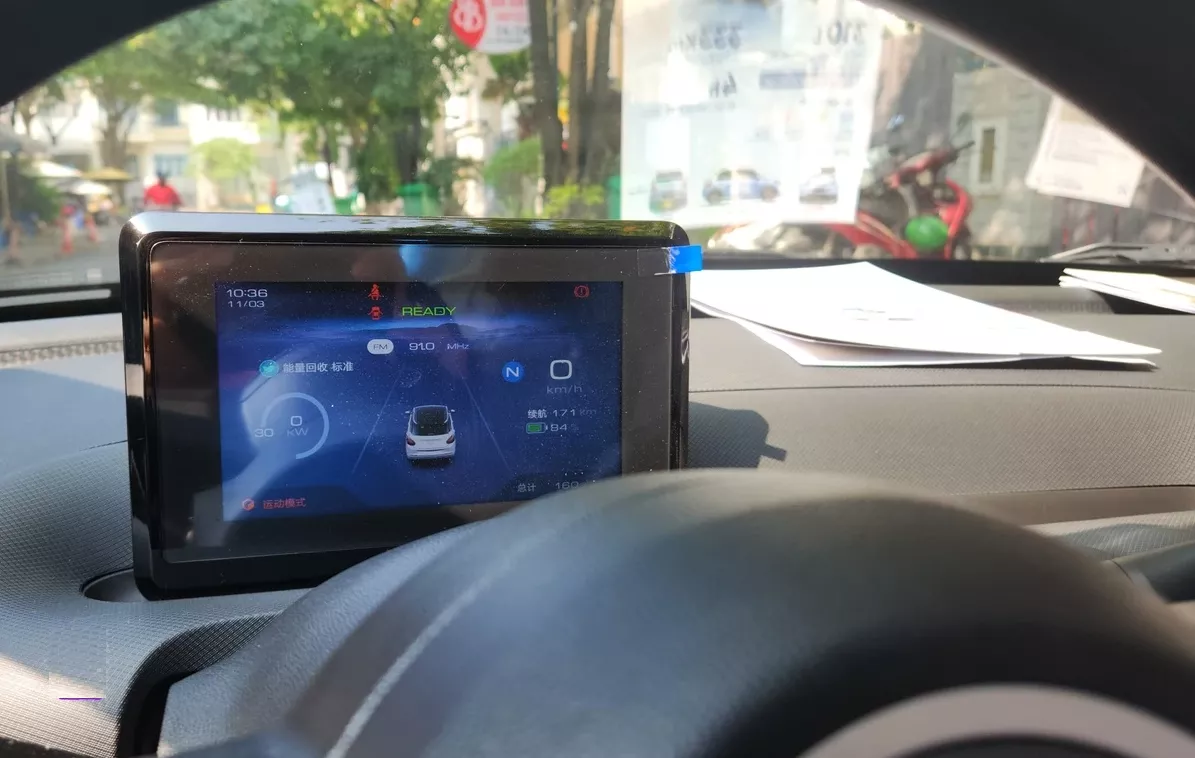 Đồng hồ thông tin xe Wuling Bingo.