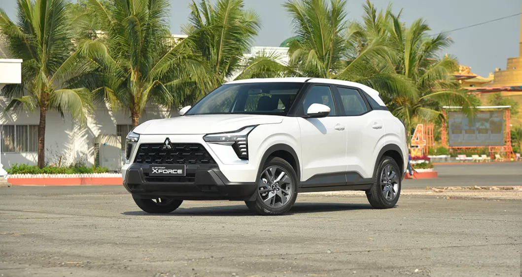 Mitsubishi Xforce GLX.