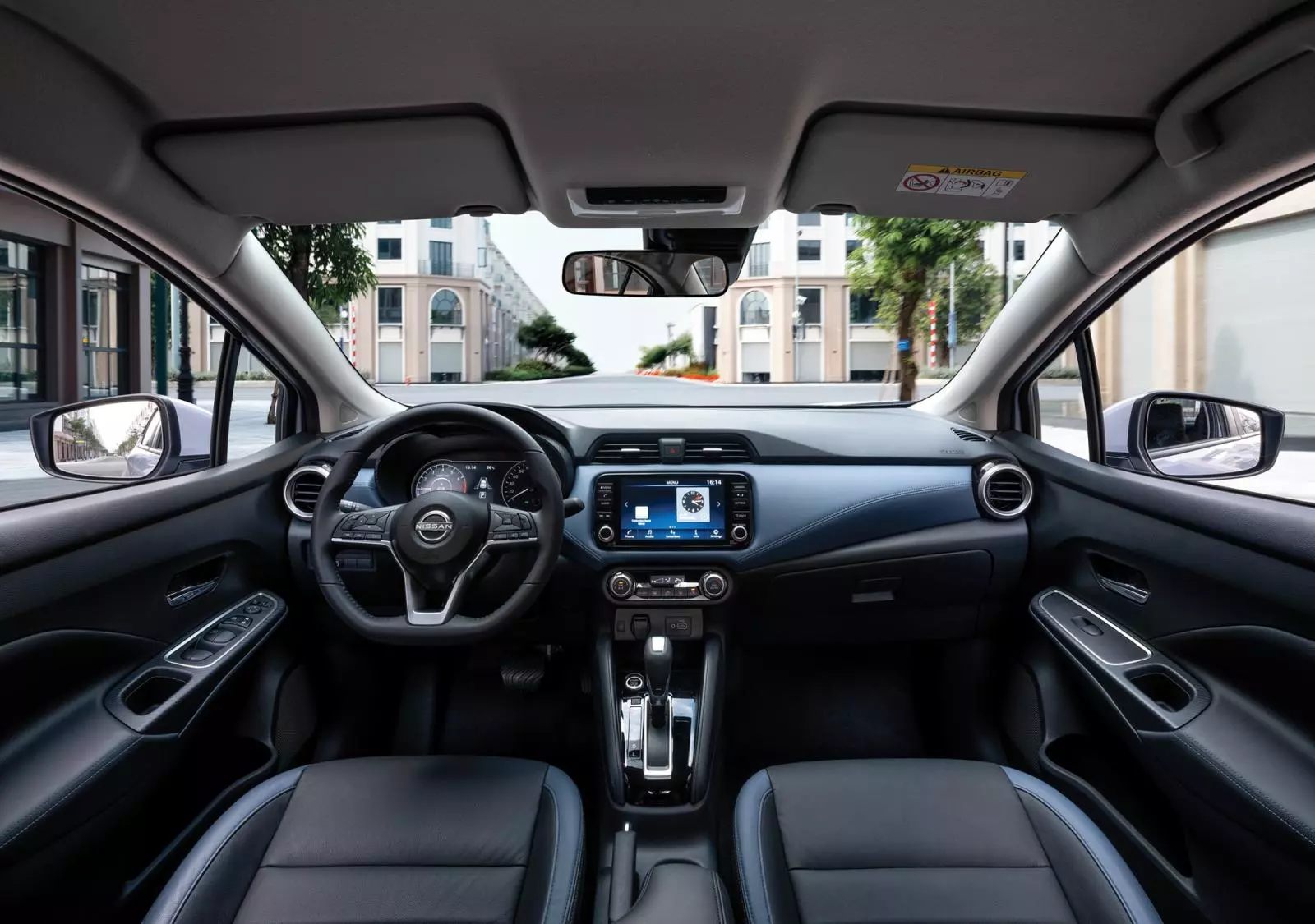 Nội thất xe Nissan Almera.