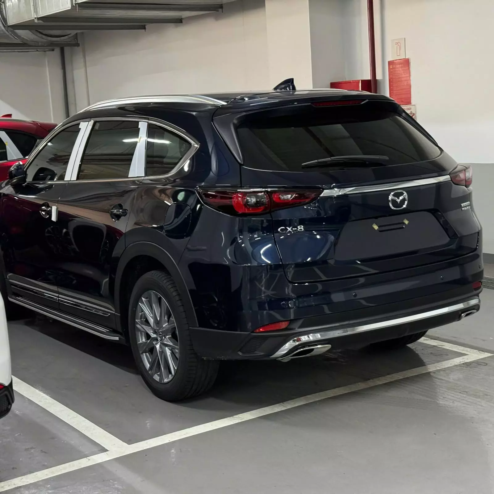 Cản sau xe Mazda CX-8 Cản sau xe Mazda CX-8.