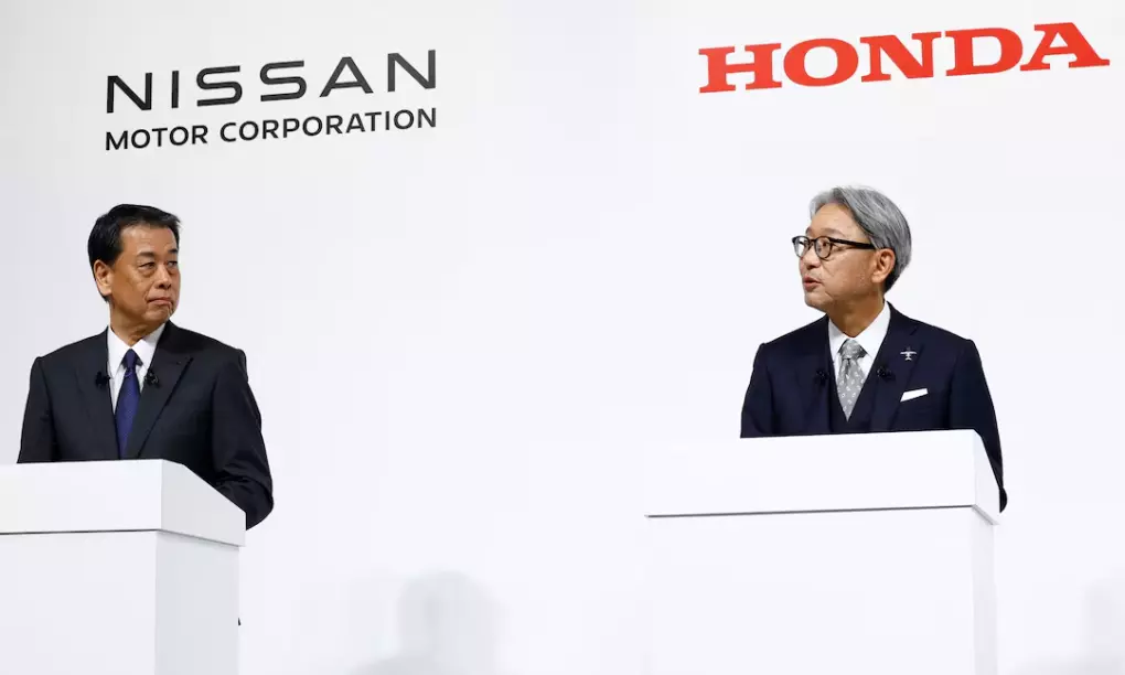 Mối lương duyên với Honda bất thành, Nissan tìm đối tác mới.