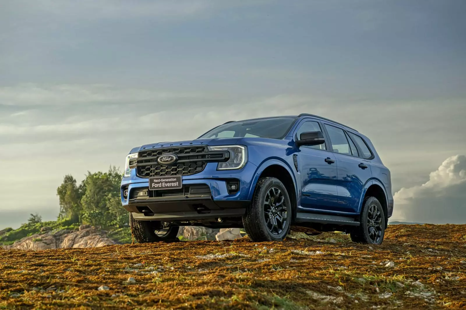 Giá xe Ford Everest được giảm nhiều nhất tới 66 triệu đồng trong tháng 2.