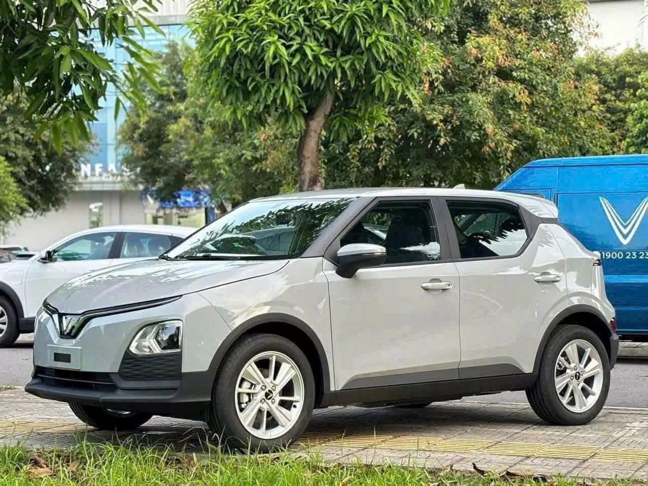 Giá xe VinFast VF 5 2025.