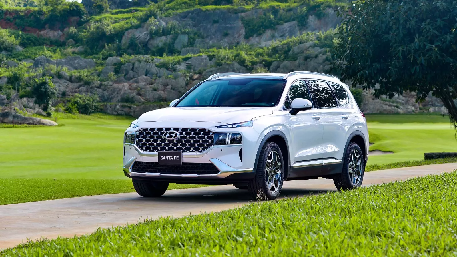 Hyundai Santa Fe 2022 máy dầu giá bao nhiêu thì hợp lý ?.