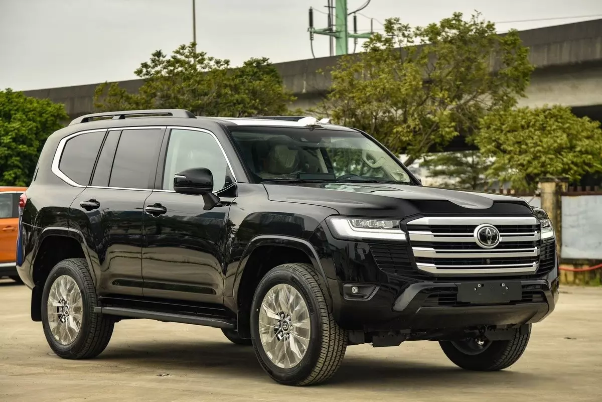 Toyota Land Cruiser dẫn đầu top 10 xe bị trộm nhiều nhất năm 2024.