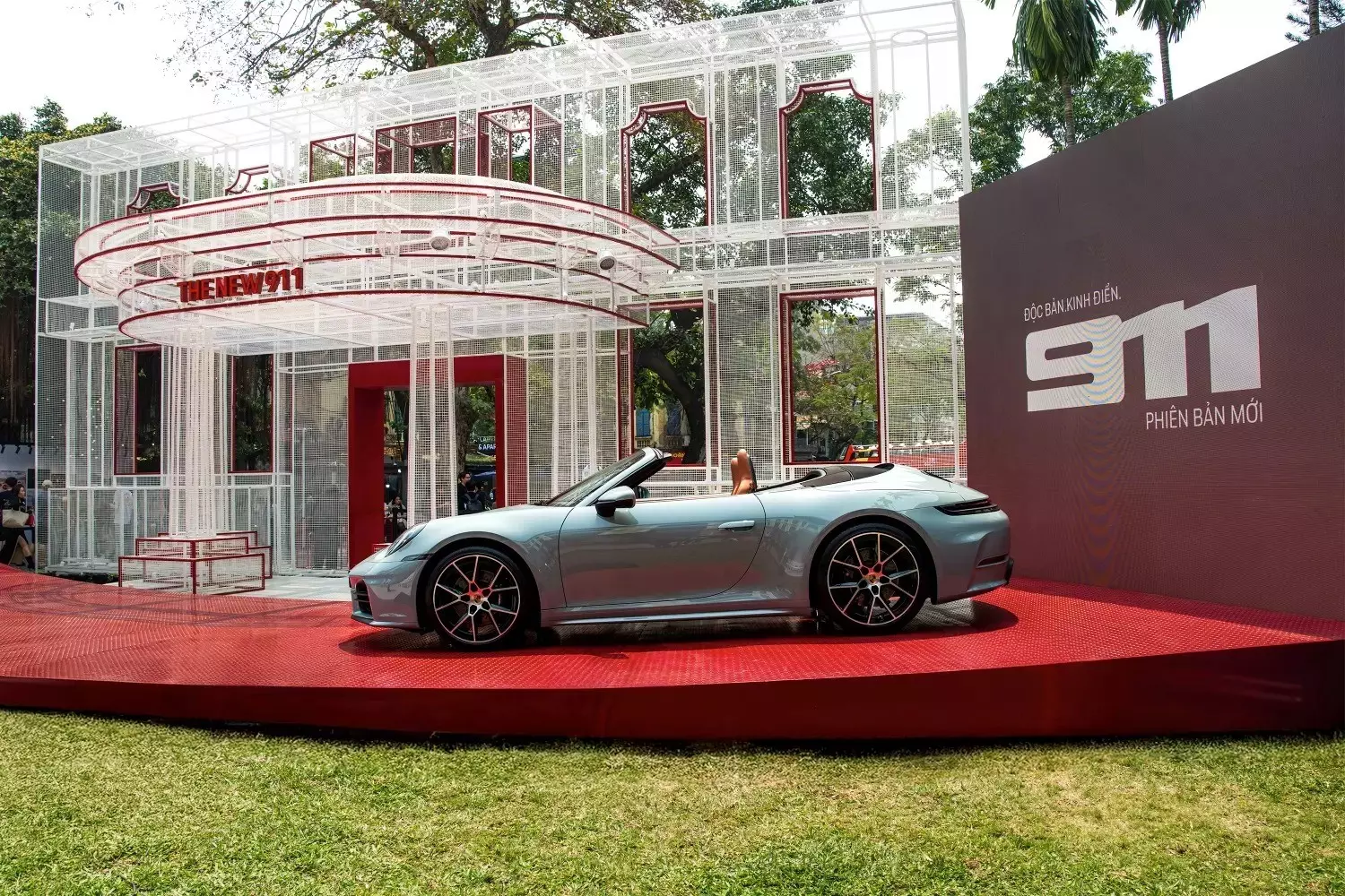 Porsche đã chắt lọc và lựa chọn kỹ lưỡng để tạo ra sự thay đổi đáng giá cho mẫu xe 911 1