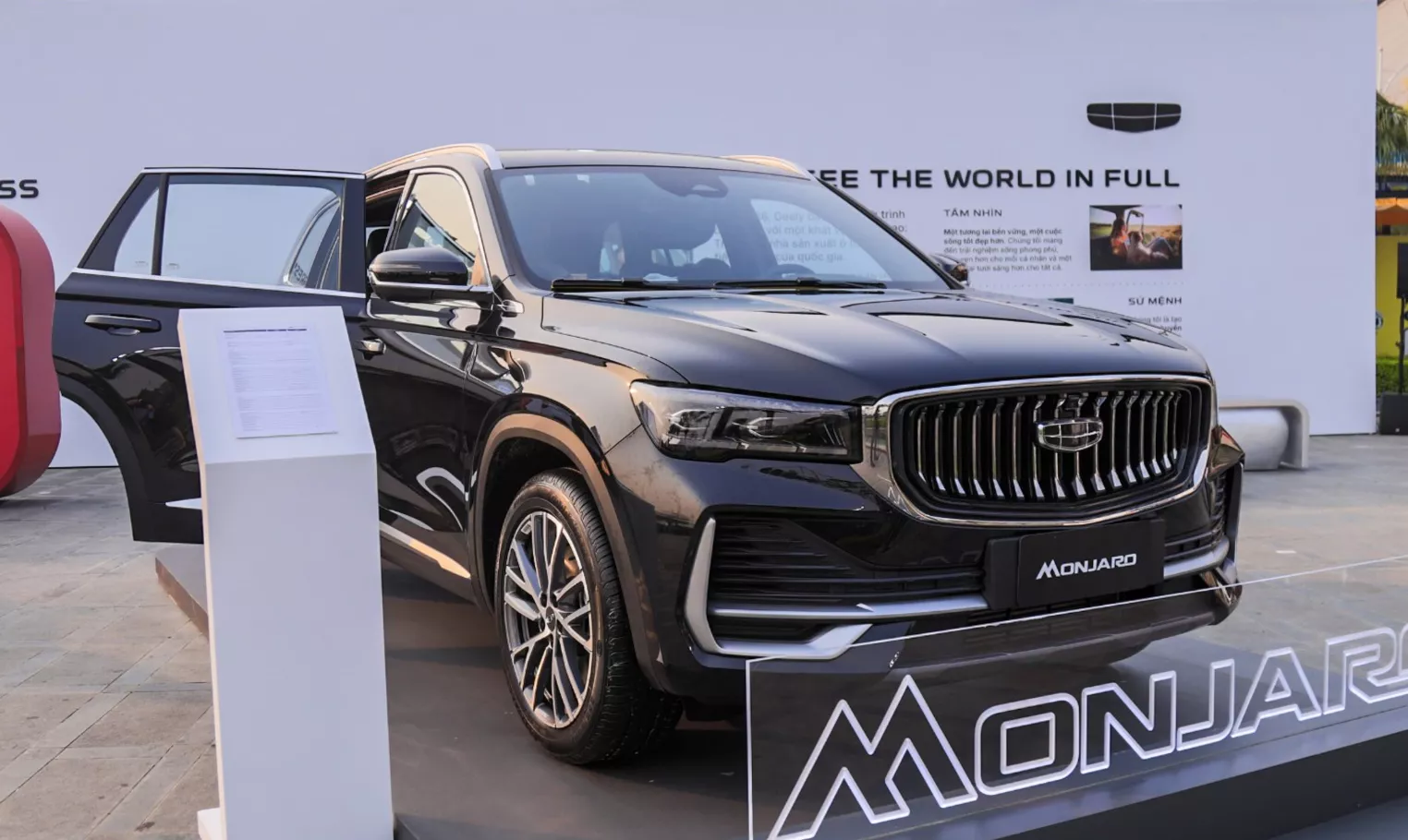 Giá xe Geely Monjaro .