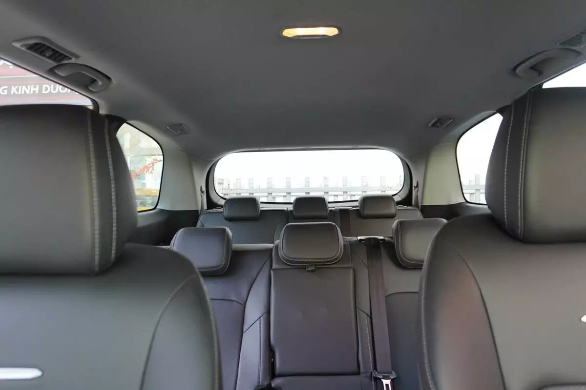 Kích thước MG G50 tương đương xe MPV cỡ trung như Toyota Innova Cross, Hyundai Custin. 2