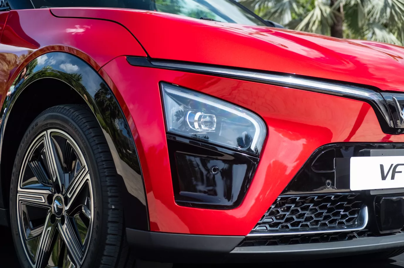 Cụm đèn pha LED projector .