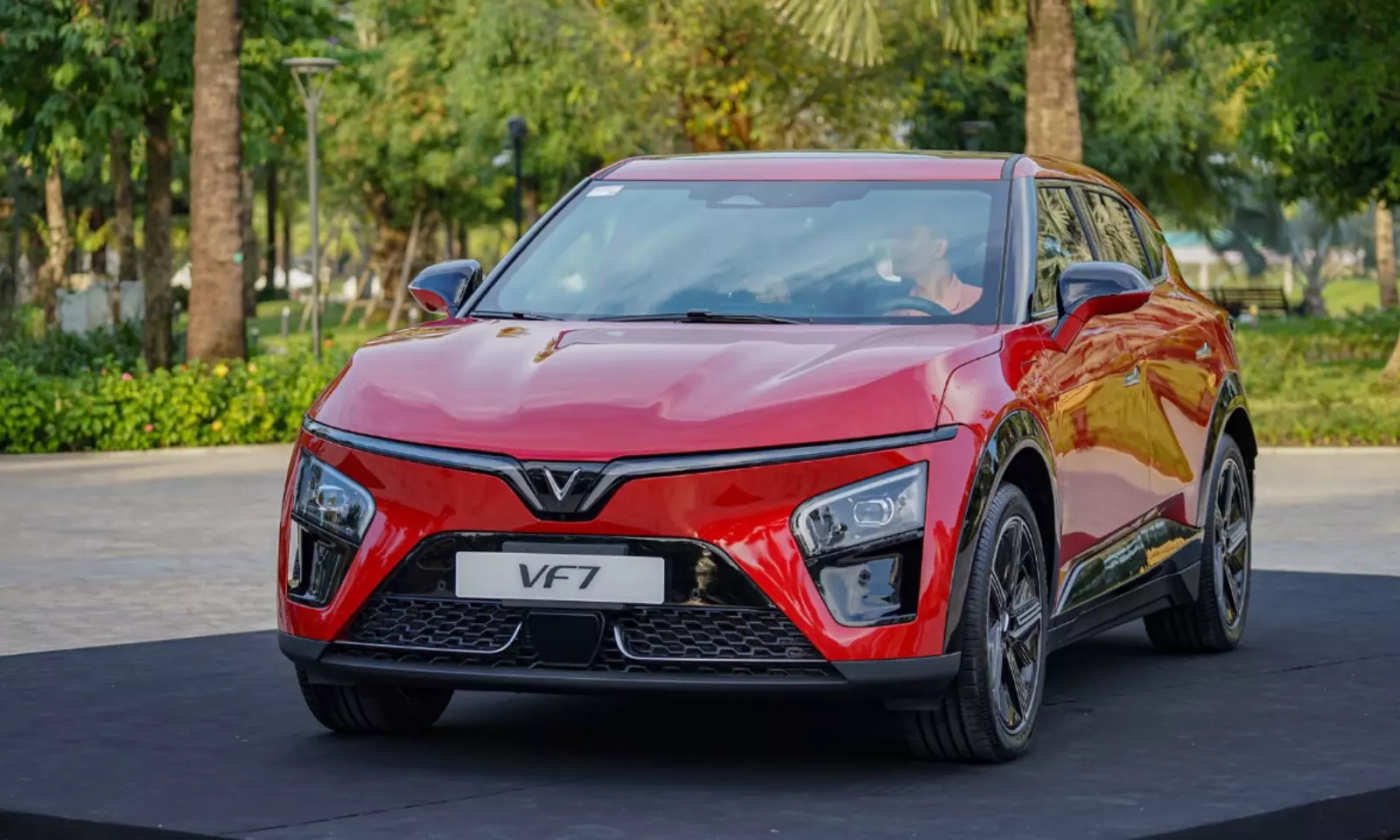 Tổng quan về xe VinFast VF 7.